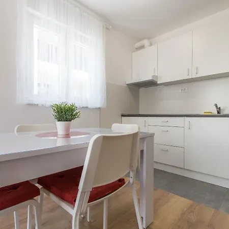 Mario - With Terace Apartment *