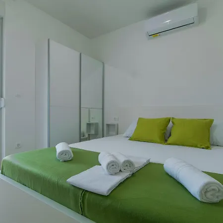 Apartment Mario - With Terace *