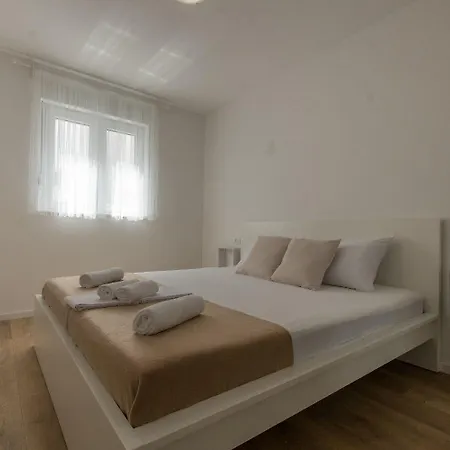 Apartment Mario - With Terace Makarska